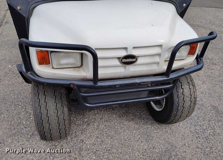 image for item IH9311 2002 EZ-GO Workhorse 1000E golf cart