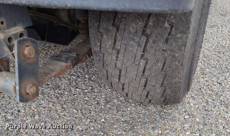 image for item IH9311 2002 EZ-GO Workhorse 1000E golf cart