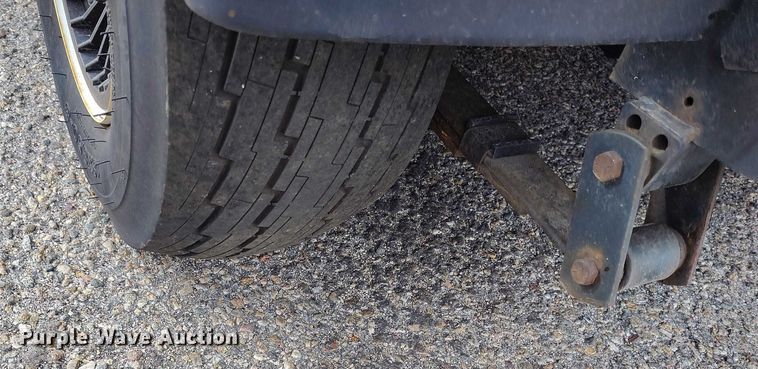 image for item IH9311 2002 EZ-GO Workhorse 1000E golf cart