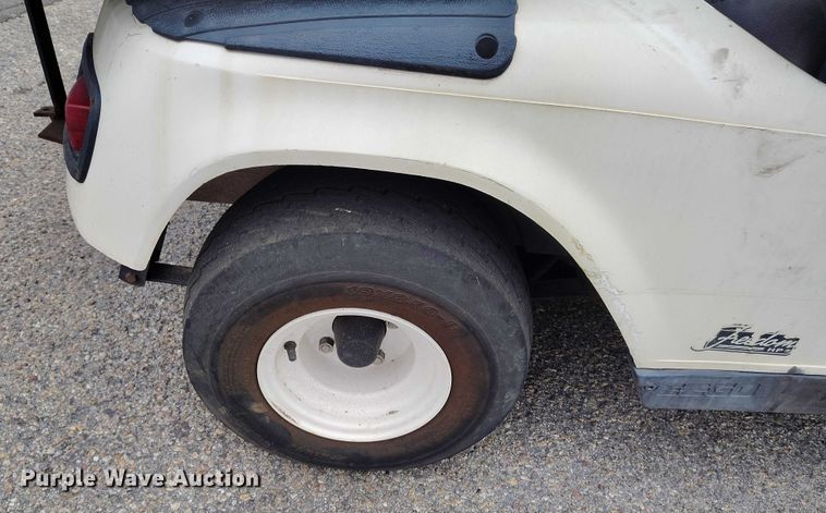 image for item IH9312 1999 EZ-GO K499 golf cart