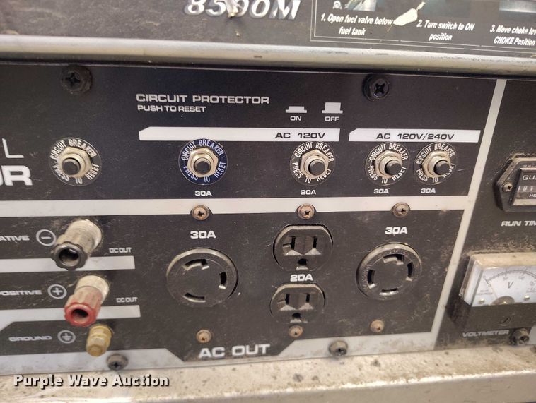 image for item IH9317 Eagle 8500 M generator