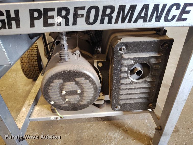 image for item IH9317 Eagle 8500 M generator