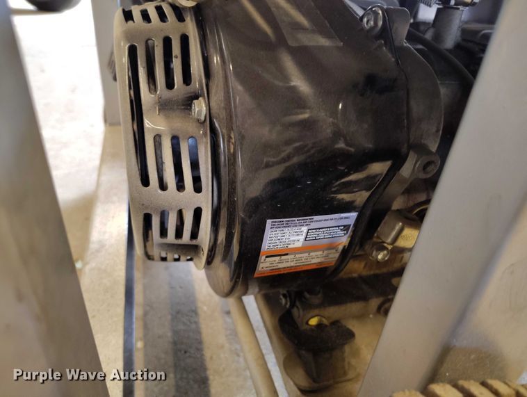 image for item IH9317 Eagle 8500 M generator