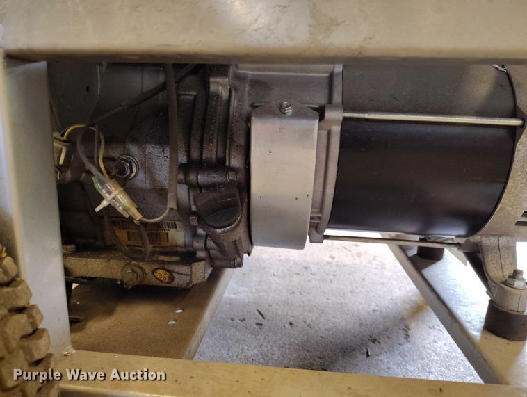 image for item IH9317 Eagle 8500 M generator