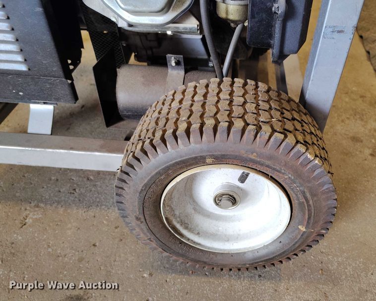 image for item IH9317 Eagle 8500 M generator