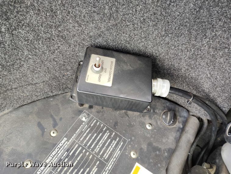 image for item IH9318 Jacobsen HR 9016 lawn mower