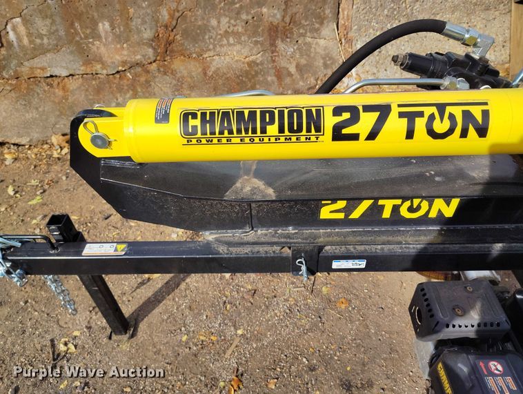 image for item IH9319 2022 Champion 100425 log splitter