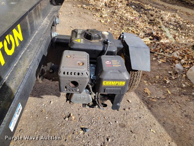 image for item IH9319 2022 Champion 100425 log splitter