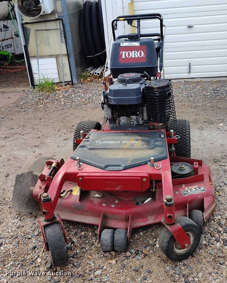image for item IH9320 Torro Turbo Force 40 push mower