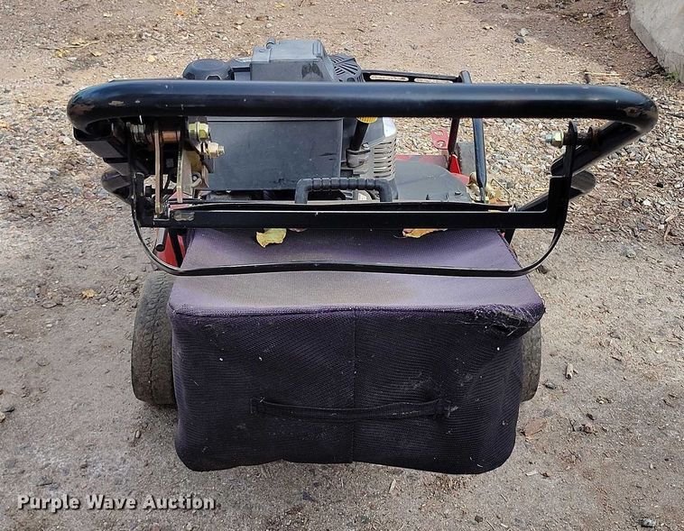 image for item IH9321 2013 Torro 22200 Turf Master push mower