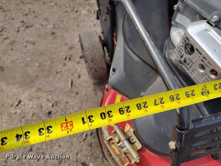 image for item IH9321 2013 Torro 22200 Turf Master push mower