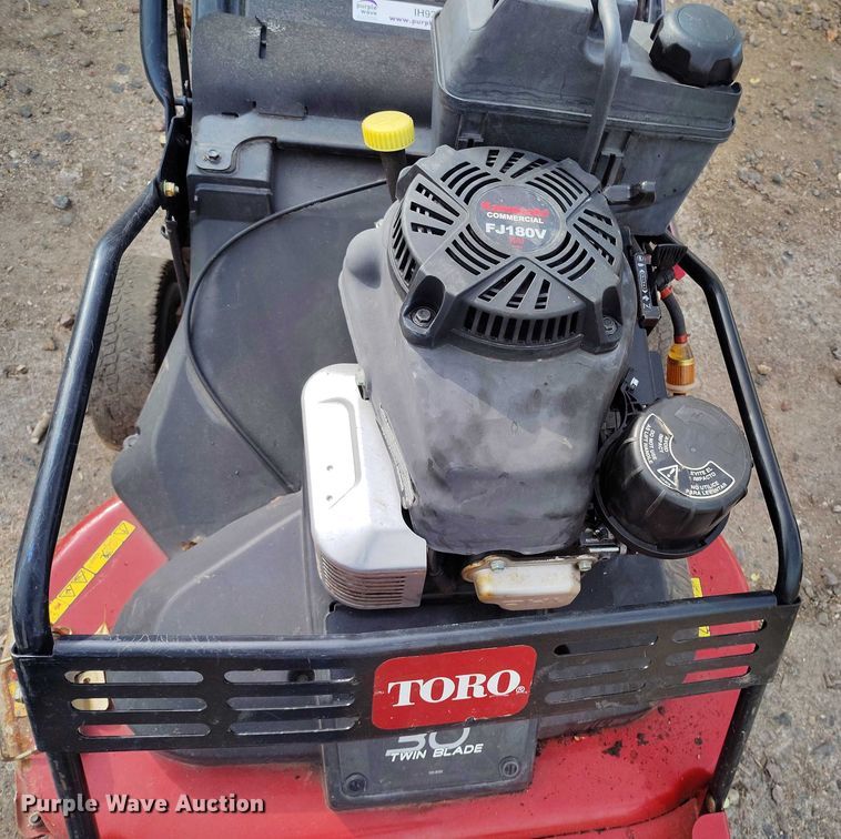 image for item IH9321 2013 Torro 22200 Turf Master push mower