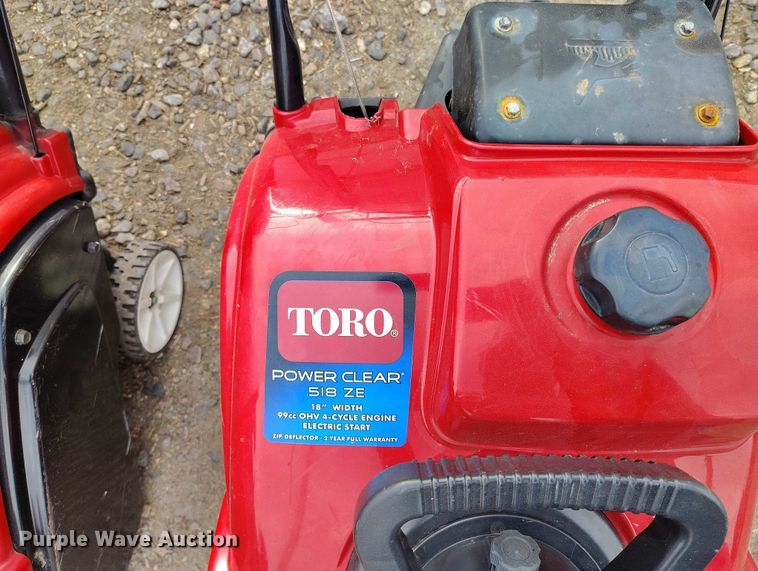 image for item IH9322 (4) snow blowers