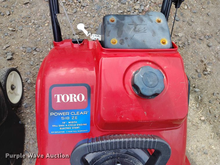 image for item IH9322 (4) snow blowers