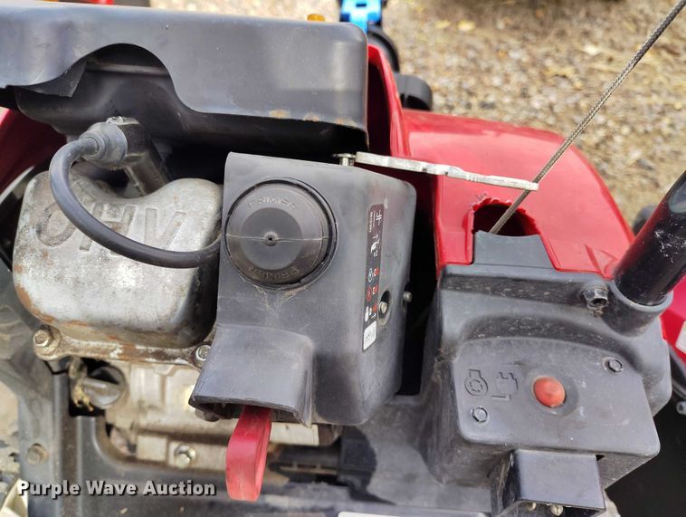 image for item IH9322 (4) snow blowers