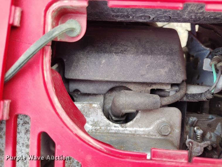 image for item IH9322 (4) snow blowers