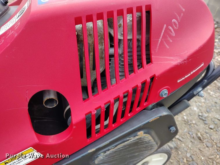 image for item IH9322 (4) snow blowers