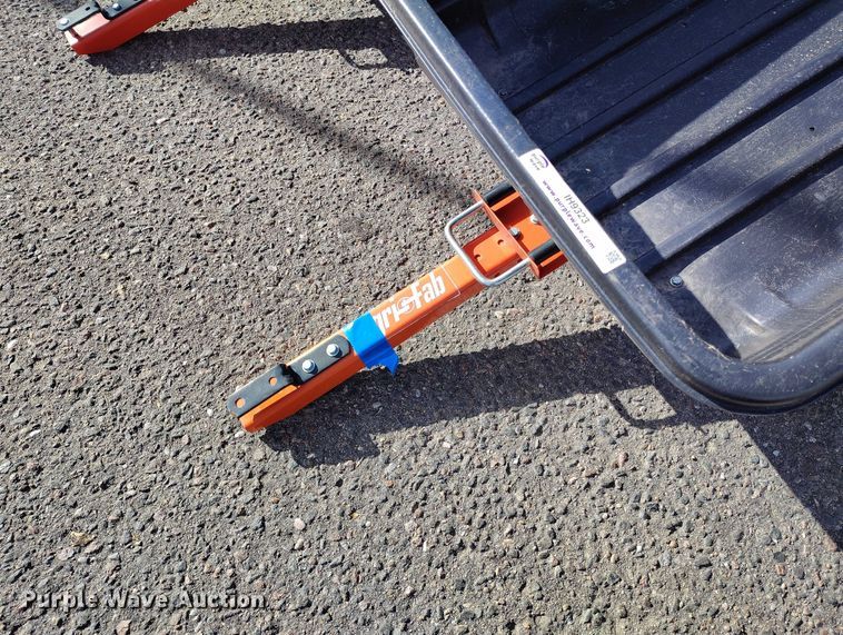 image for item IH9323 (5) Agri-Fab 45-0552 lawn carts