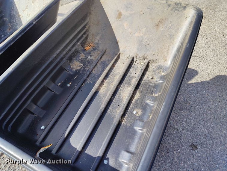 image for item IH9323 (5) Agri-Fab 45-0552 lawn carts