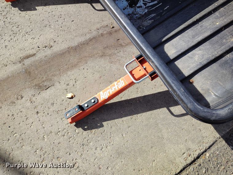 image for item IH9323 (5) Agri-Fab 45-0552 lawn carts