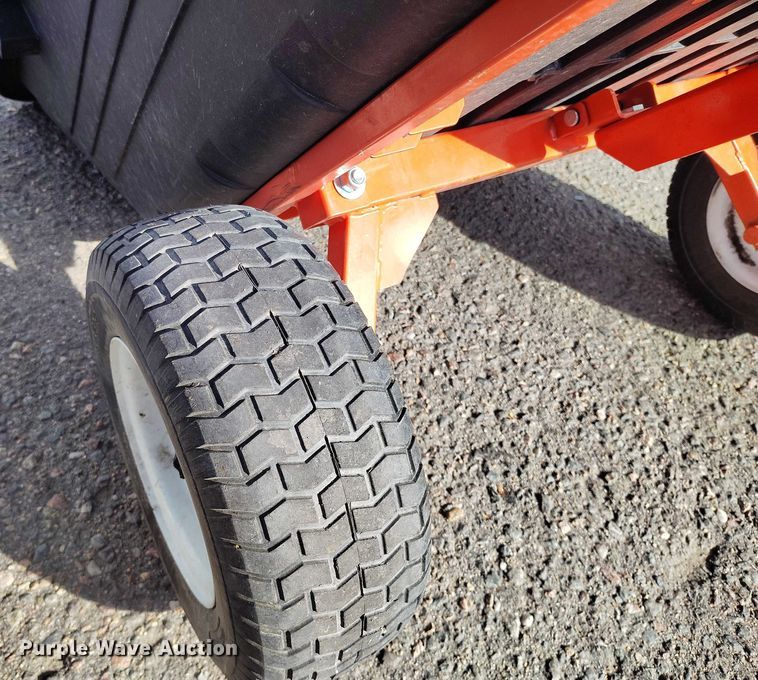 image for item IH9324 (3) Agri-Fab 45-0553 lawn carts 