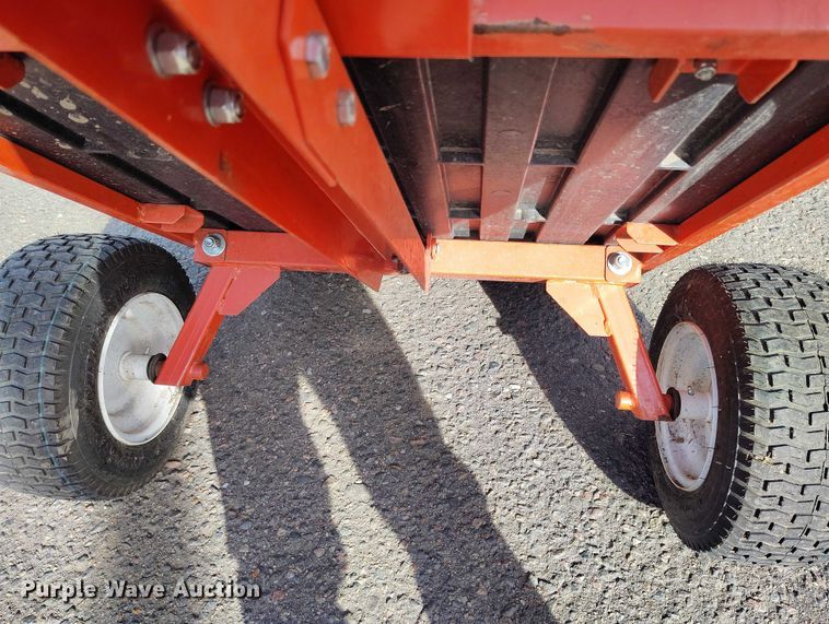 image for item IH9324 (3) Agri-Fab 45-0553 lawn carts 