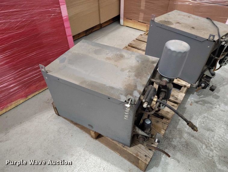 image for item IH9325 2003 Powerex AS020244 air compressor