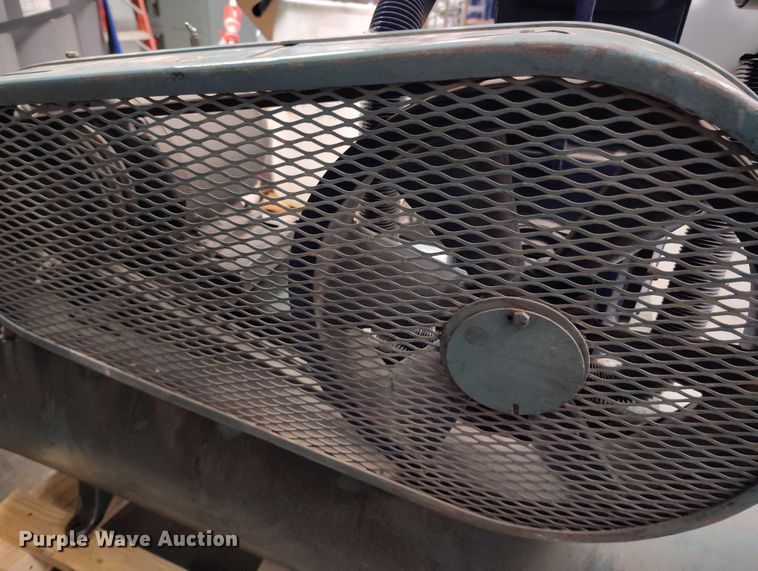 image for item IH9327 2022 Quincy 325L air compressor