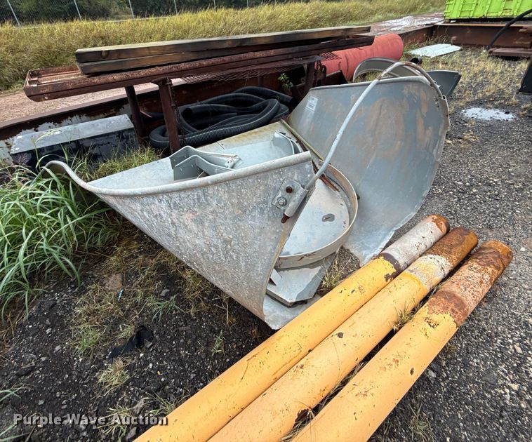 image for item LY9459 (3) Dub Ross galvanized tin horn culvert end caps