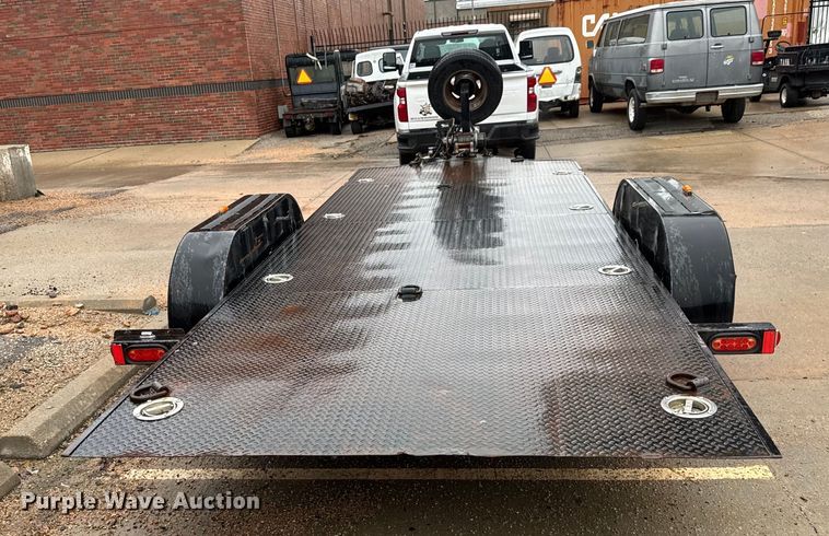 image for item NA9790 2007 Texas Roll-Back Trailers tilt deck utility trailer