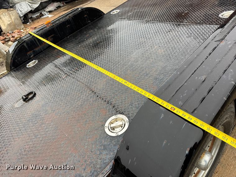 image for item NA9790 2007 Texas Roll-Back Trailers tilt deck utility trailer