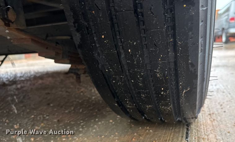 image for item NA9790 2007 Texas Roll-Back Trailers tilt deck utility trailer