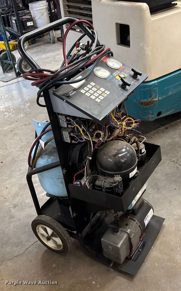 image for item NA9794 Robinair 34700 refrigerant recharger