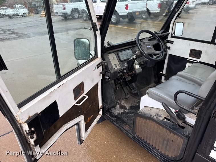 image for item NA9797 2003 Cushman Haulster 660K6 EFI MT utility vehicle