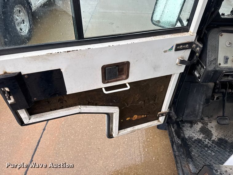 image for item NA9797 2003 Cushman Haulster 660K6 EFI MT utility vehicle