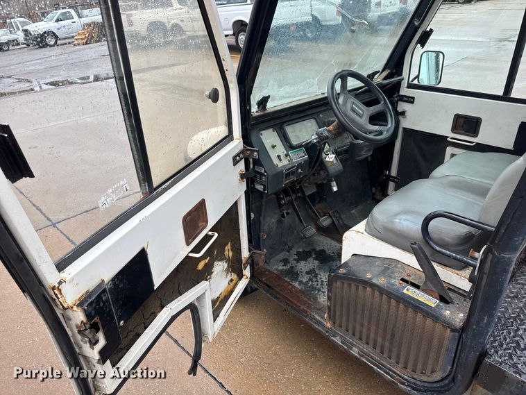 image for item NA9798 2003 Cushman Haulster 660K6 EFI MT utility vehicle