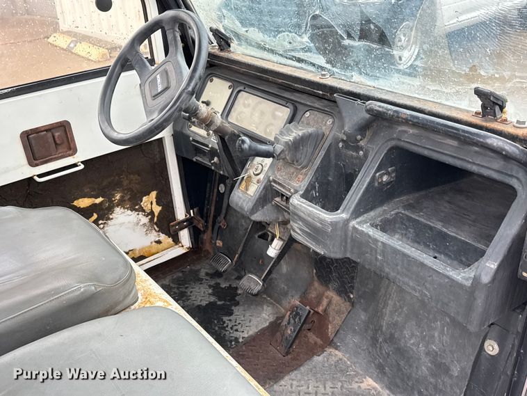 image for item NA9798 2003 Cushman Haulster 660K6 EFI MT utility vehicle