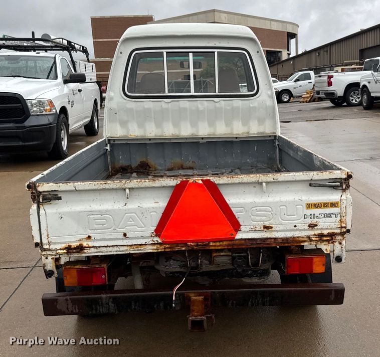 image for item NA9799 1996 Daihatsu S80LP–JTRK mini truck