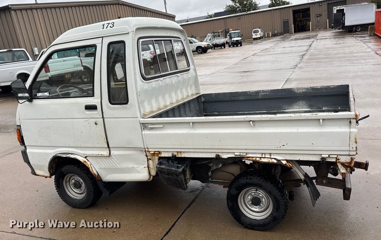 image for item NA9799 1996 Daihatsu S80LP–JTRK mini truck