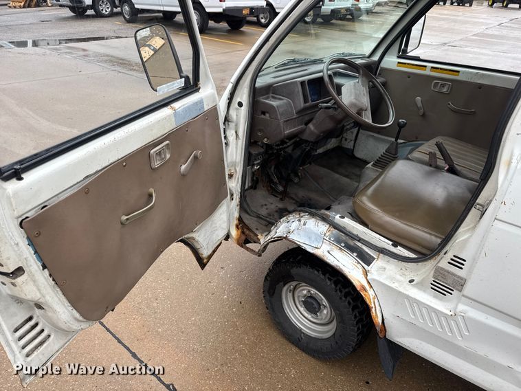 image for item NA9799 1996 Daihatsu S80LP–JTRK mini truck