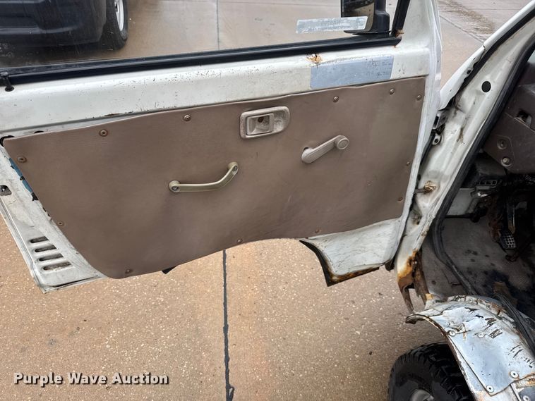 image for item NA9799 1996 Daihatsu S80LP–JTRK mini truck