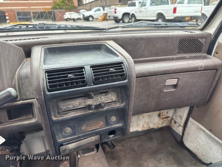 image for item NA9799 1996 Daihatsu S80LP–JTRK mini truck