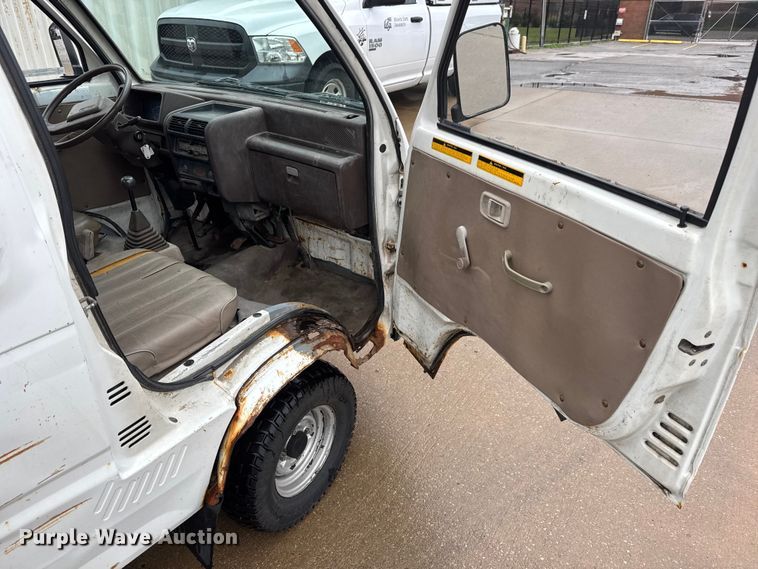 image for item NA9799 1996 Daihatsu S80LP–JTRK mini truck