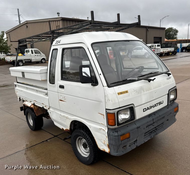 image for item NA9800 Daihatsu S80LP-JTRK mini truck