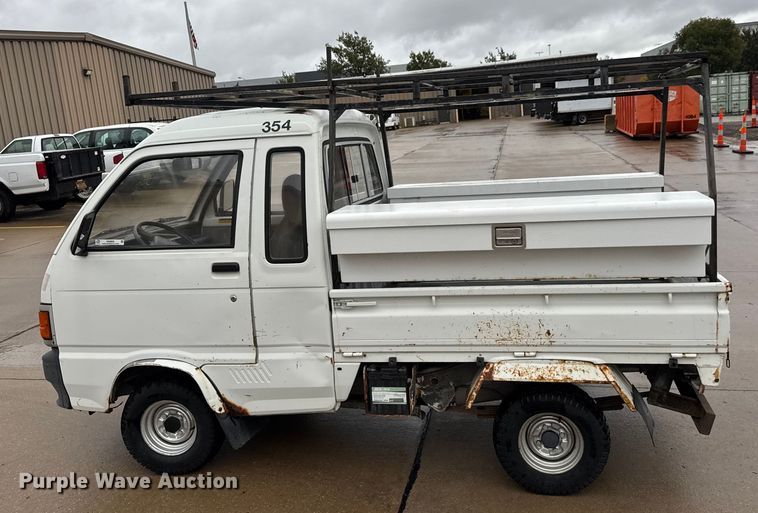 image for item NA9800 Daihatsu S80LP-JTRK mini truck