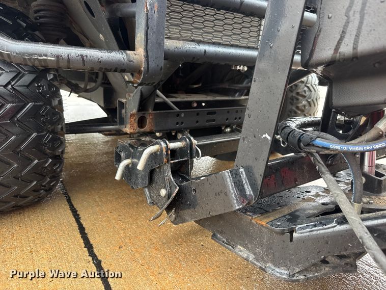 image for item NA9801 2018 Kawasaki Mule 4010 utility vehicle