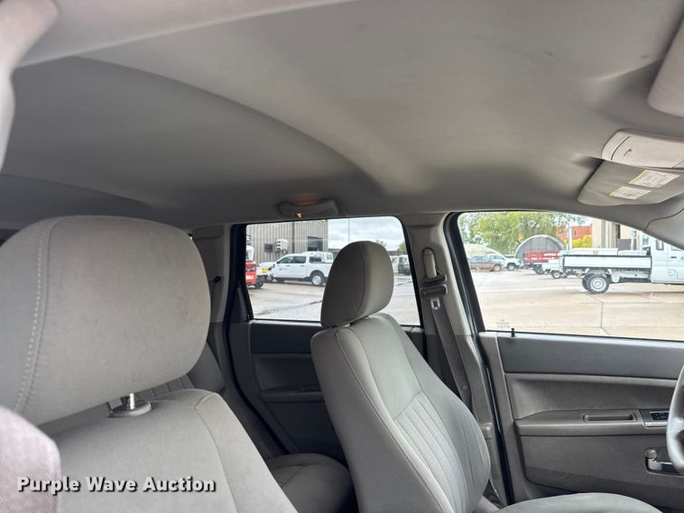 image for item NA9803 2006 Jeep Grand Cherokee Laredo SUV