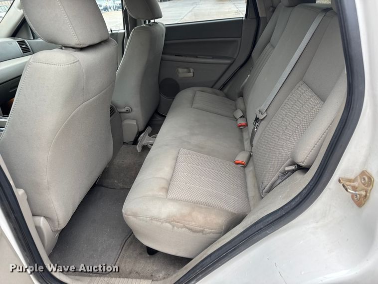 image for item NA9803 2006 Jeep Grand Cherokee Laredo SUV