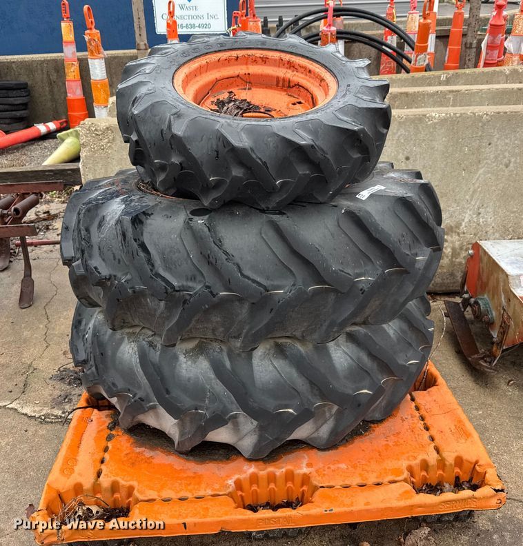 image for item NA9805 4 tires