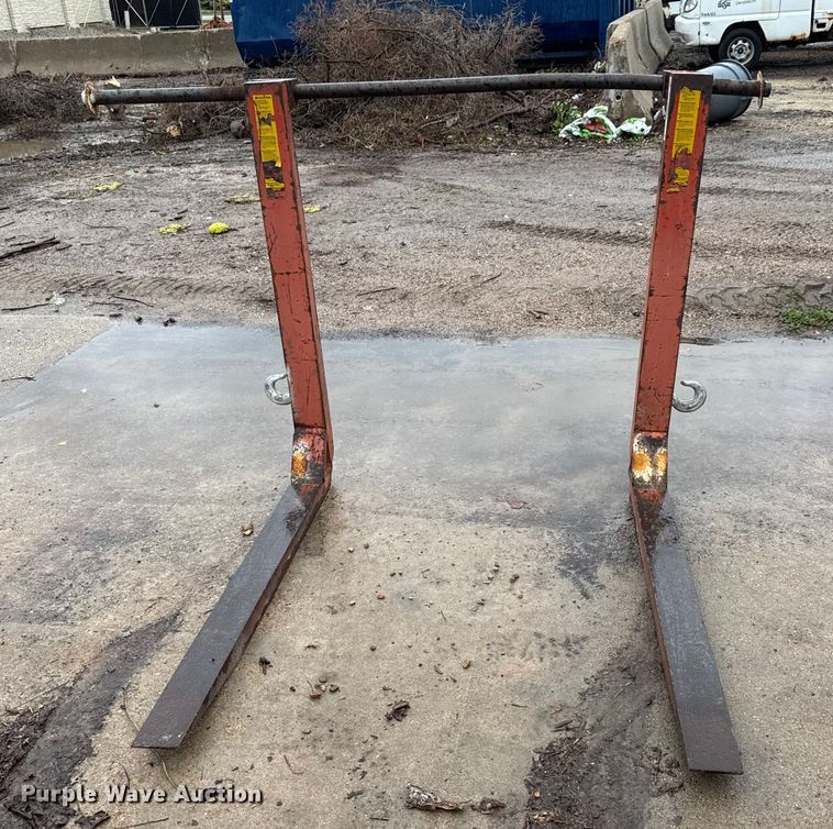 image for item NA9806 Wheel loader forks